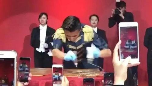 快樂吃瓜娛樂新聞最新消息,快樂吃瓜，明星隱私再掀波瀾！