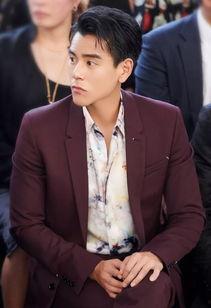 郭京飛陳偉霆吃瓜娛樂(lè),娛樂(lè)界新組合引熱議