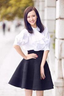 娛樂吃瓜醬拉絲襯衫,娛樂吃瓜醬拉絲襯衫，輕松駕馭潮流風采