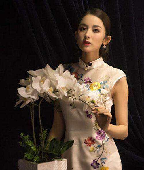 娛樂吃瓜君旗袍小花,娛樂吃瓜君帶你領(lǐng)略國(guó)風(fēng)魅力