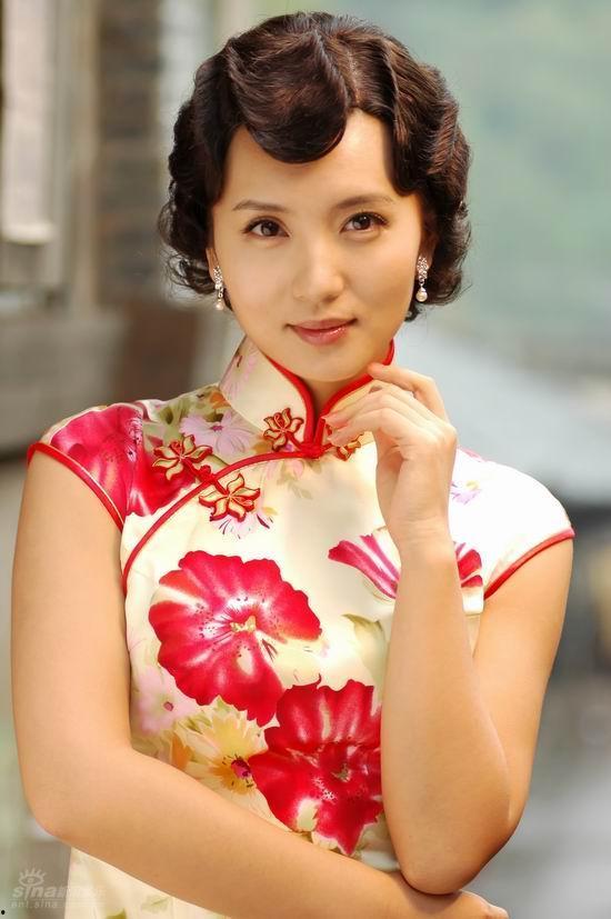 娛樂吃瓜君旗袍小花,娛樂吃瓜君帶你領(lǐng)略國(guó)風(fēng)魅力