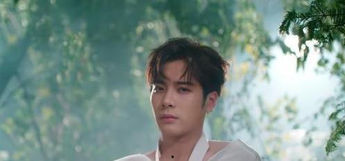 雙男主娛樂圈吃瓜的小說,瓜田里的甜蜜較量